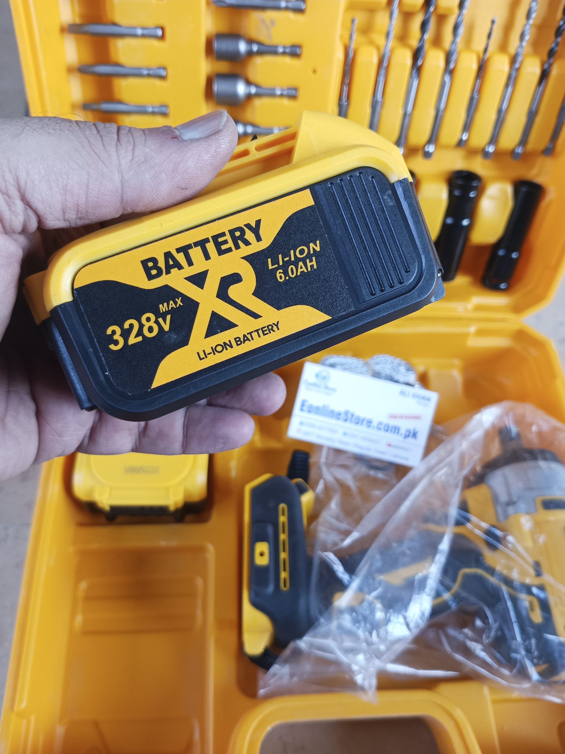 Professional Dewalt 328v 6ah 4 in 1 Heavy duty Impact Wrench Toolkit & Double batteries with Fast charger briefcase packing - Image 6